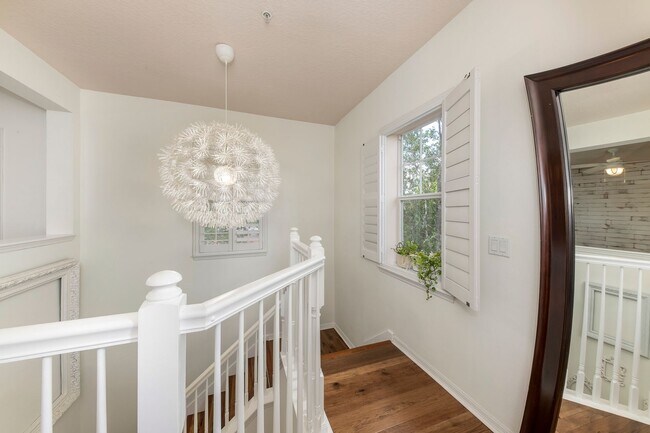 Building Photo - Baldwin Park Beauty! 3 bed/2.5 bath Pool H...