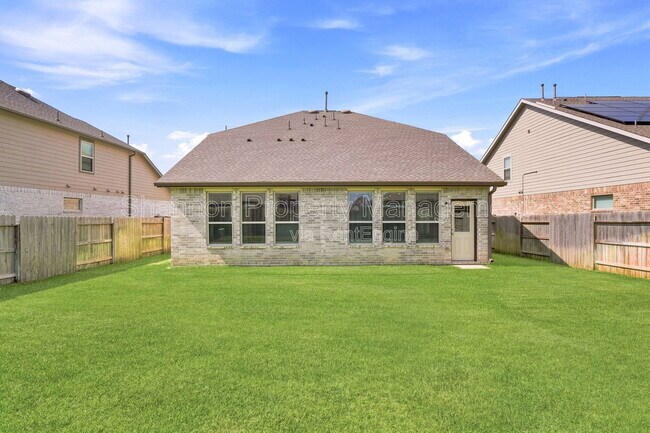 Building Photo - 32311 Melbrooke Dr