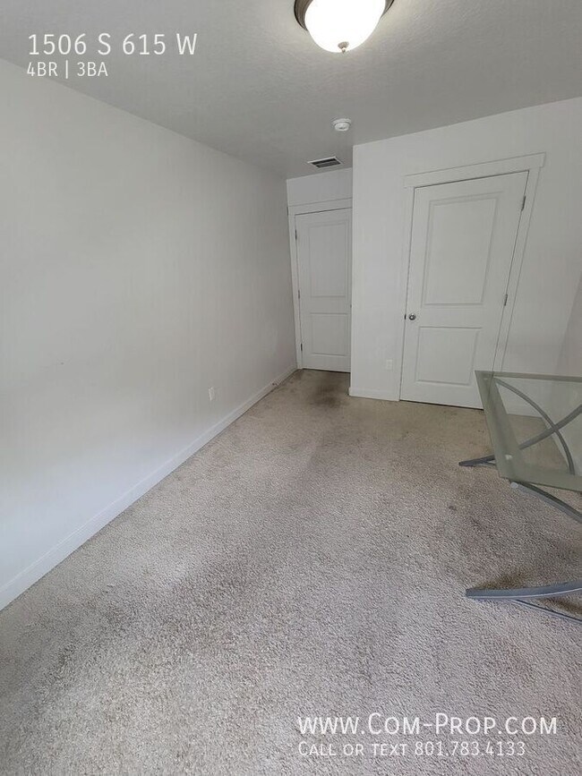 Building Photo - 1506 615 W