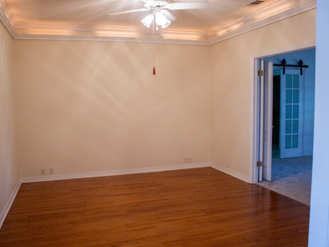 Building Photo - 118 Baywind Dr