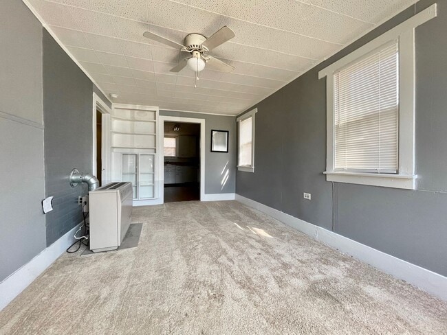 Building Photo - Two Bedroom Home in Muskegon