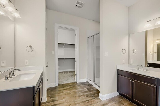 Building Photo - 2436 Indian Clover Trl