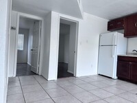 Building Photo - 2173