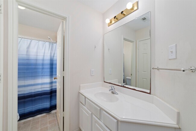 Building Photo - 2638 Long Leaf Dr