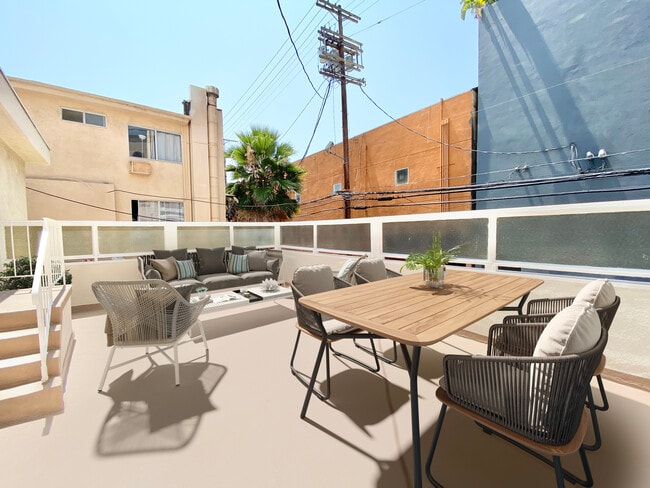 Building Photo - 931 S Wooster St Los Angeles, CA 90035