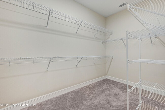 Building Photo - 8483 Loren Cove Dr