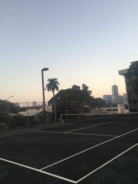 Building Photo - Beautiful & Convenient Punahou/Makiki 3-BR, 2-BA, 2-Parking