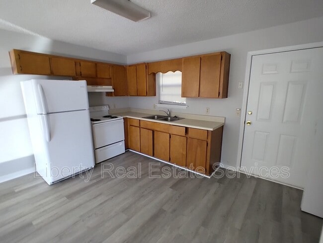 Building Photo - 32 Live Oak Loop