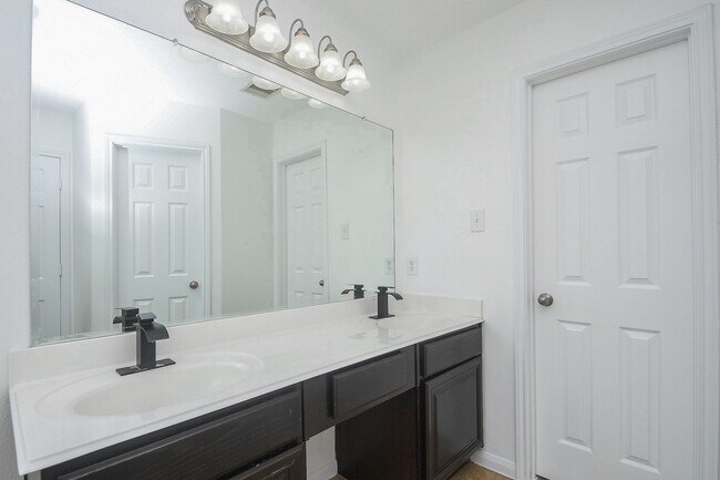 Building Photo - 25038 Tancy Ranch Ct