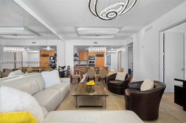 Building Photo - 15901 Collins Ave