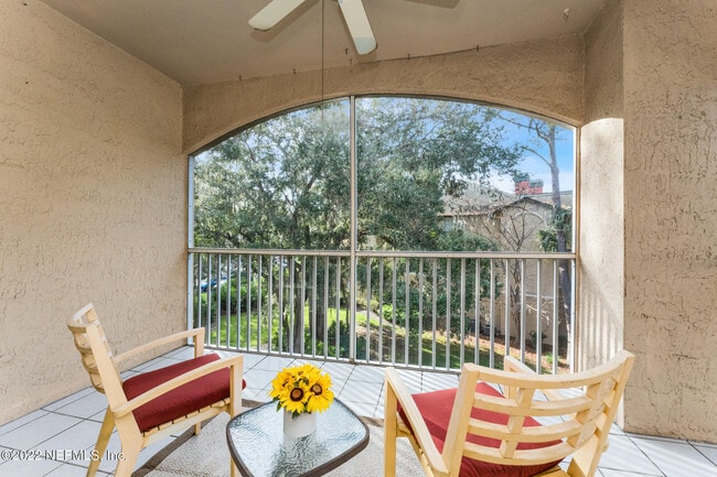 Building Photo - 230 Colima Ct