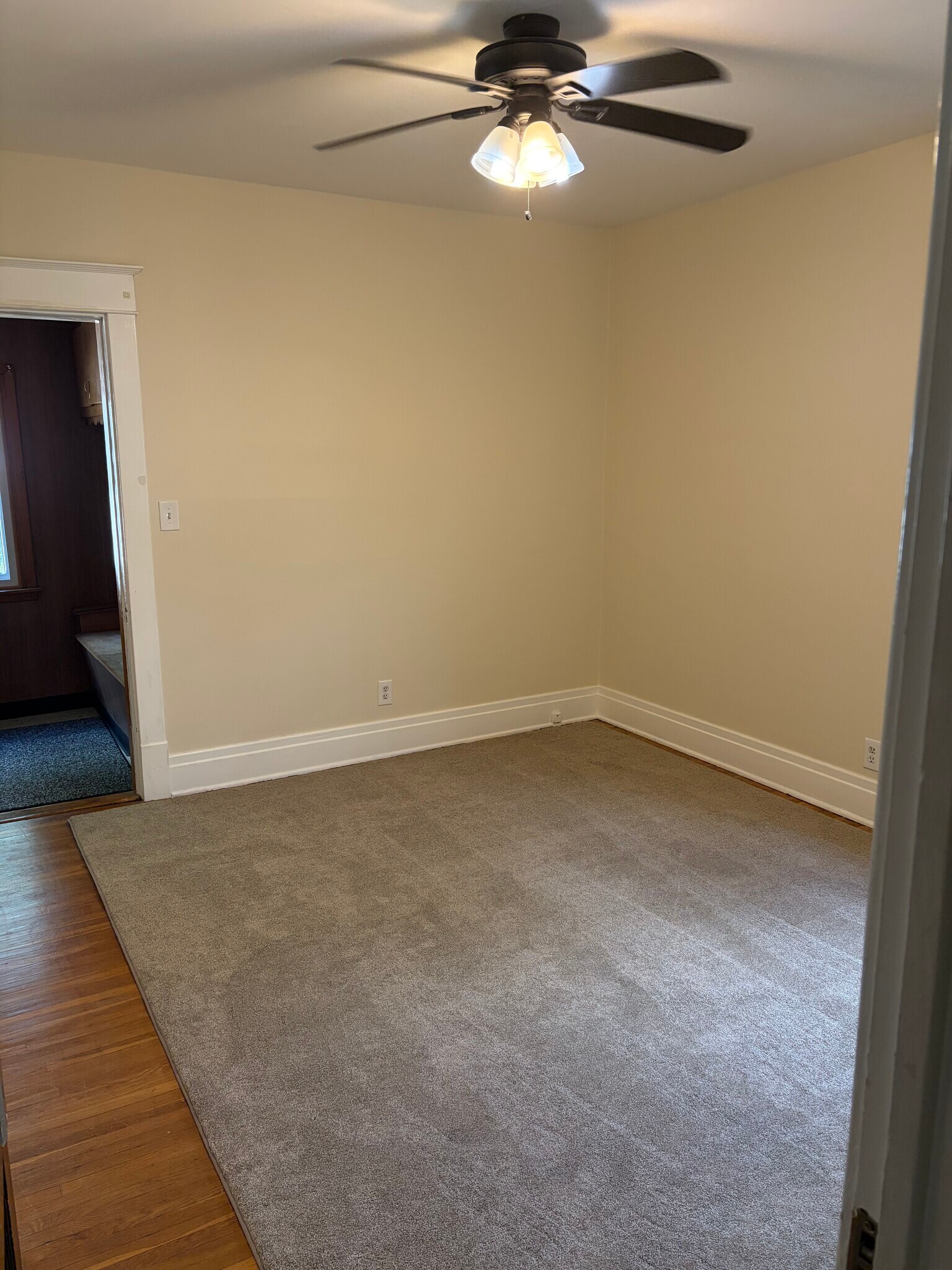 Building Photo - 481 McKinley Pky