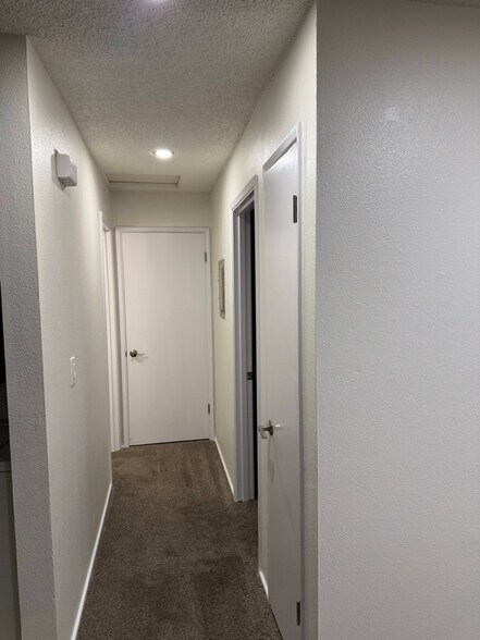 Building Photo - 10401 66th Ave E