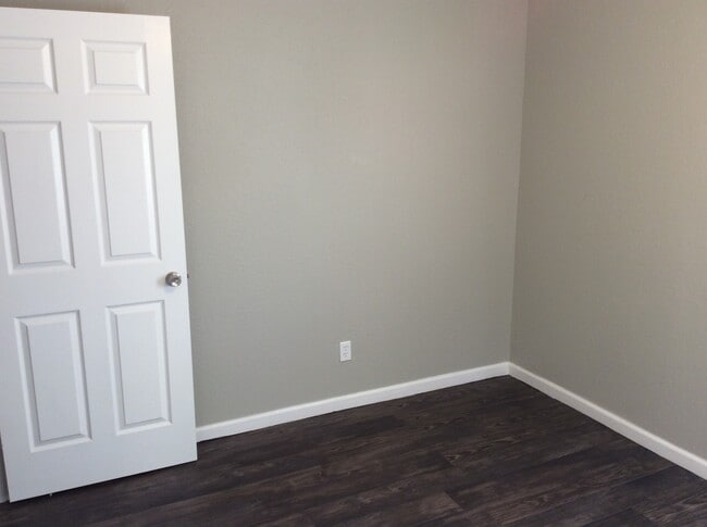 Building Photo - GREAT COLLEGE PROPERTY--PRE-LEASING FOR AUGUST! Completely Updated! 3 bedroom/2 bath Close to TTU...