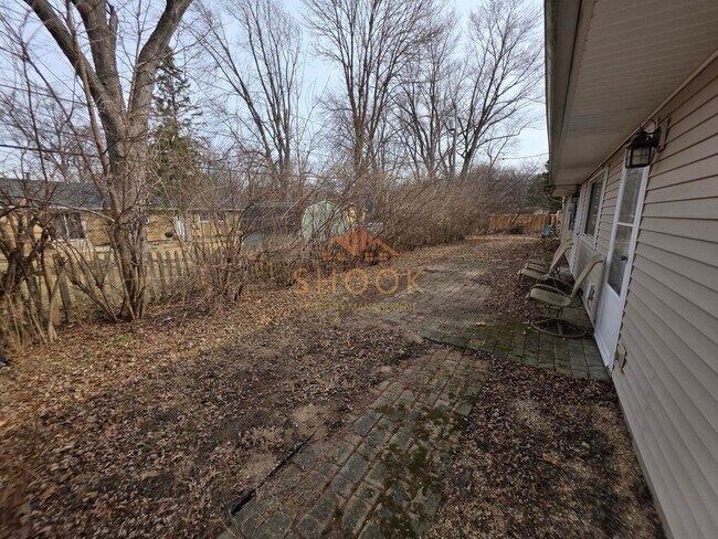 Building Photo - COZY 3BR/1.5BA HOME ON CUL-DE-SAC