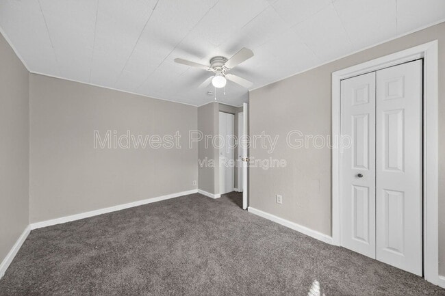 Building Photo - 3219 Royalton Ave