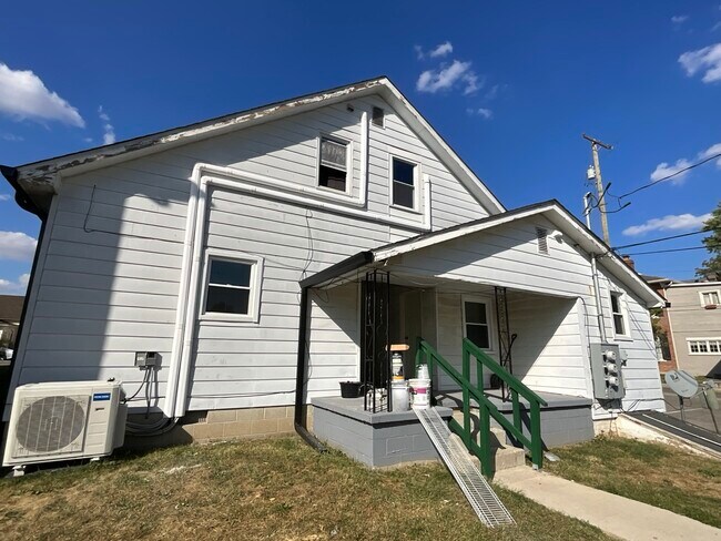 Building Photo - 233 Scioto St