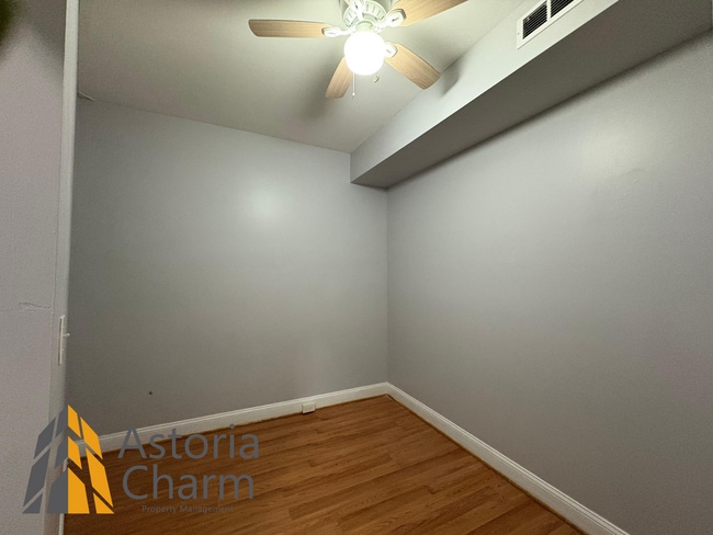 Building Photo - Bright 3 Bedroom Home with Private Basemen...