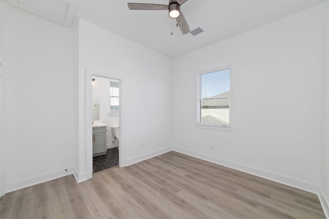 Building Photo - 22206 Dutch Oven Dr