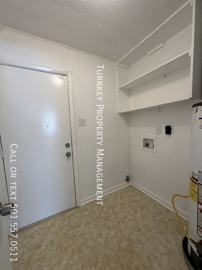 Building Photo - Duplex in Jacksonville for Rent!