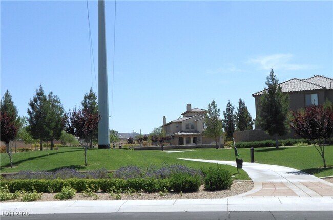 Building Photo - 1000 Via Stellato St