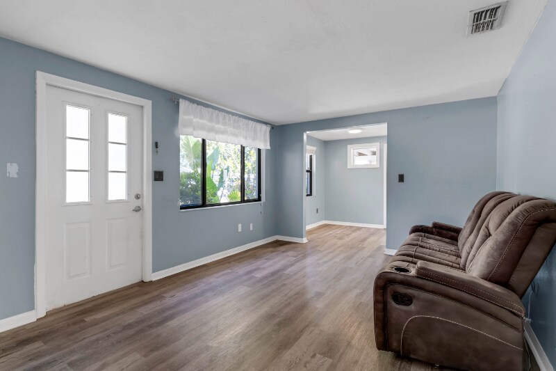 Building Photo - 6328 Georgia Ave