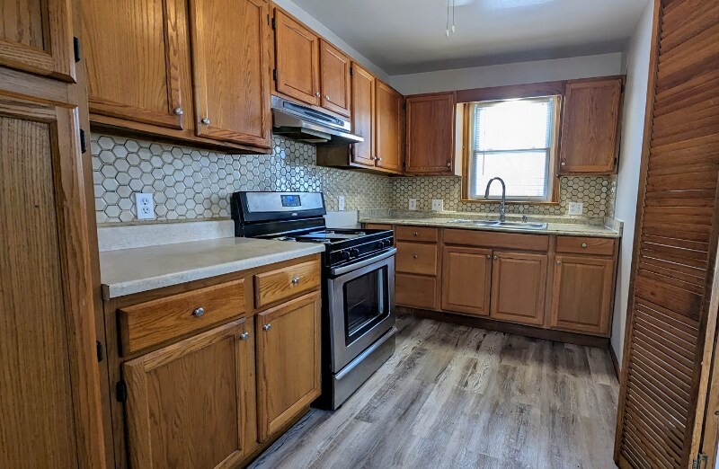 Building Photo - 4107 Flora Ave