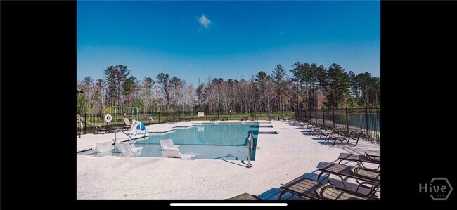 Building Photo - 447 Coconut Dr