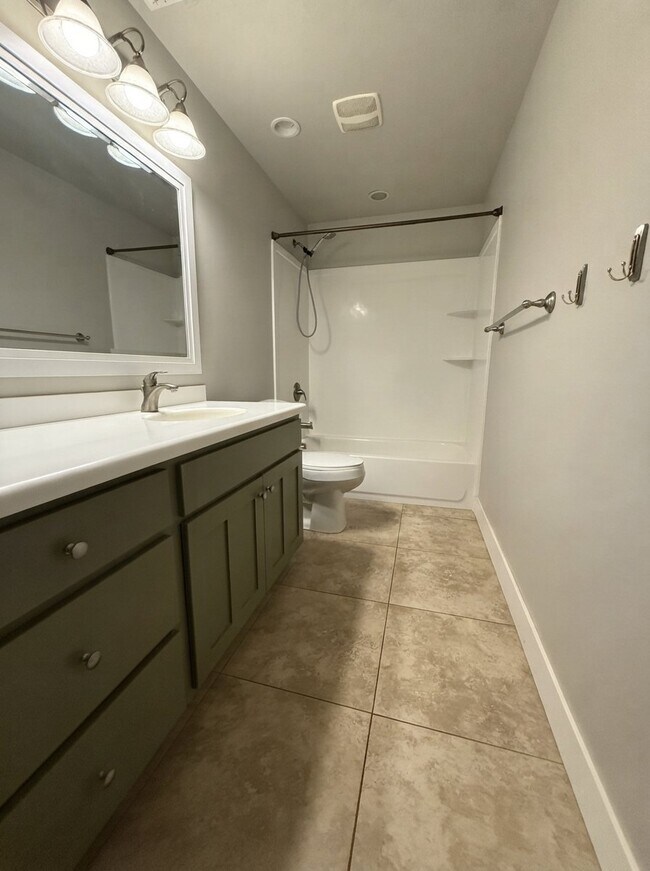 Building Photo - 3474 Wade Ln