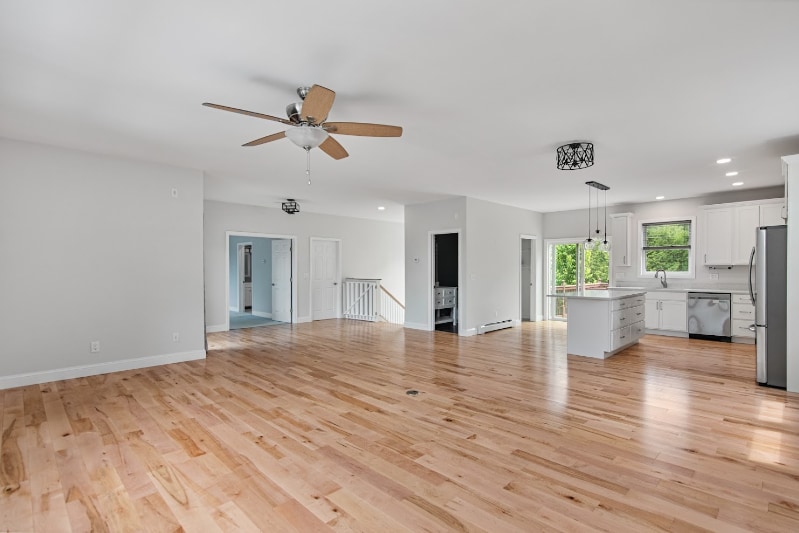 Building Photo - 409 Holy Cross Rd