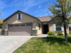 Building Photo - Del Webb Sierra Canyon Home