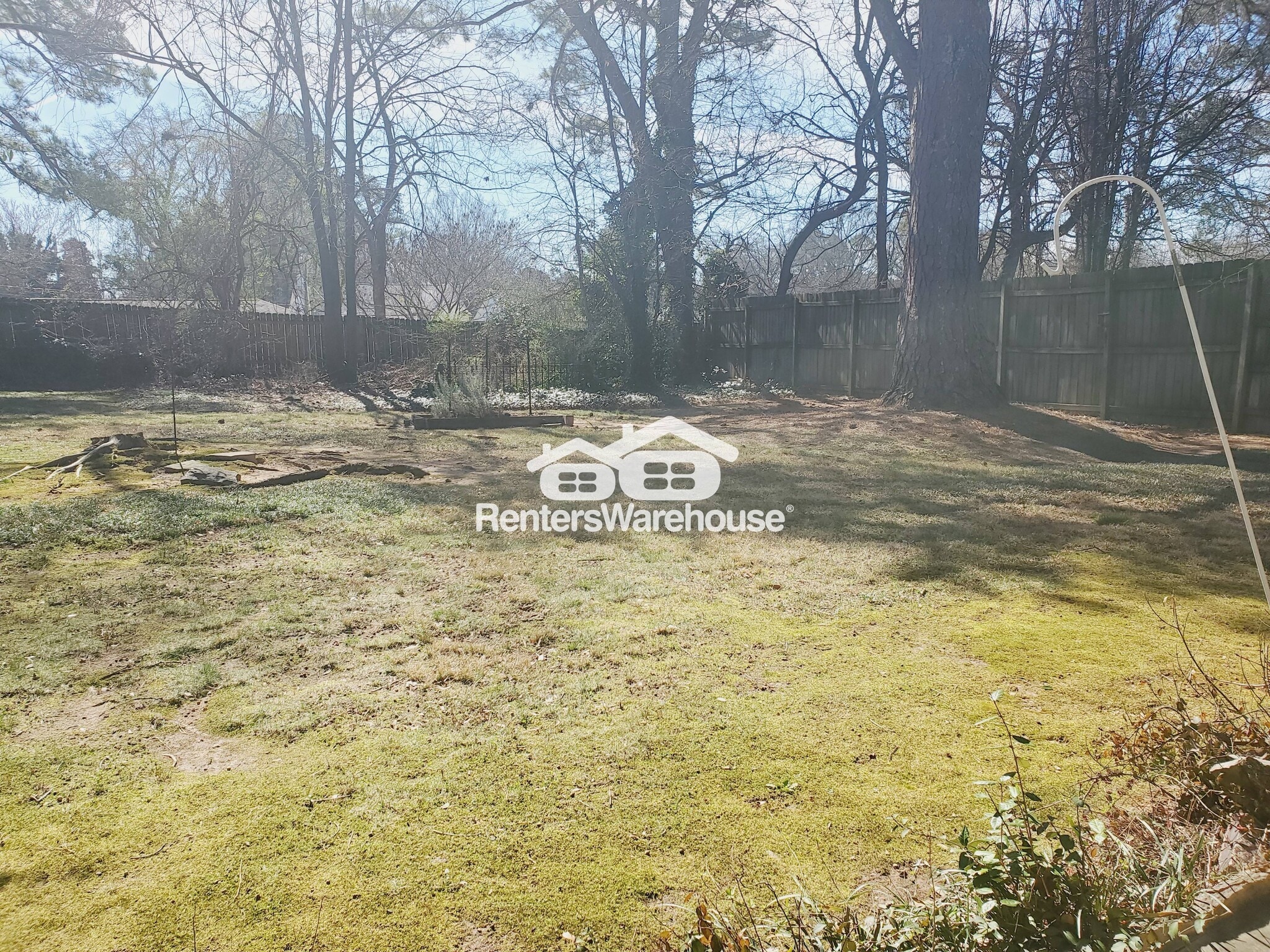 Building Photo - 1951 Dresden Dr