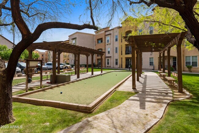 Building Photo - 14575 W Mountain View Blvd