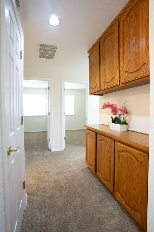 Building Photo - 767 Raven Dr