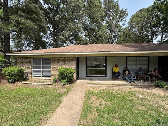 Building Photo - 3500 Denson Dr