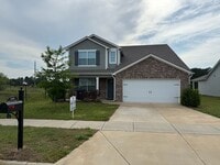 Building Photo - Spacious 5 Bed 2.5 Bath