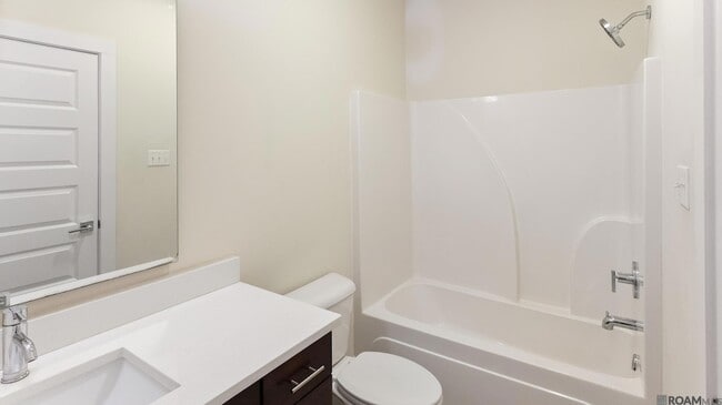 Building Photo - 7112 Kodiak Dr