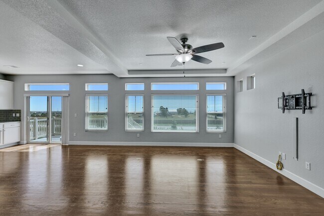 Building Photo - 8351 Longleaf Ln