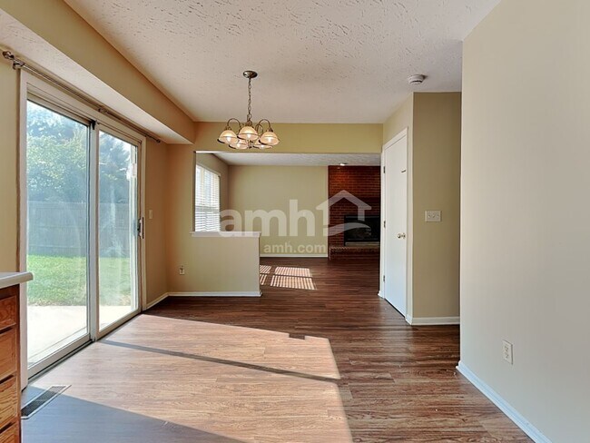 Building Photo - 420 Granny Smith Ln