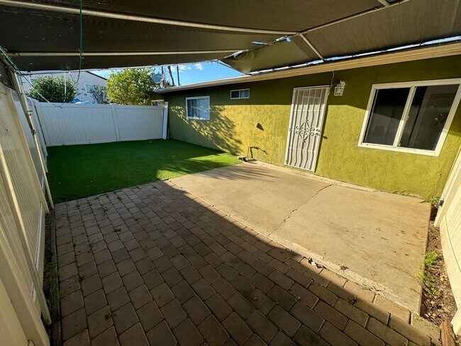 Building Photo - 3 bedroom - 1 bathroom in El Cajon
