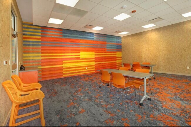 Building Photo - 18330 Tiger Flowers Dr