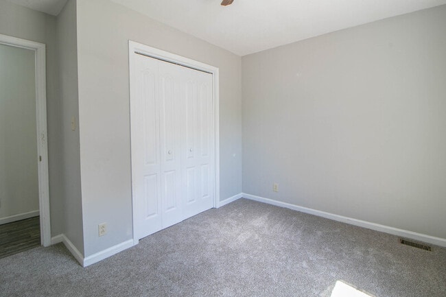 Building Photo - 1325 Meredith Way