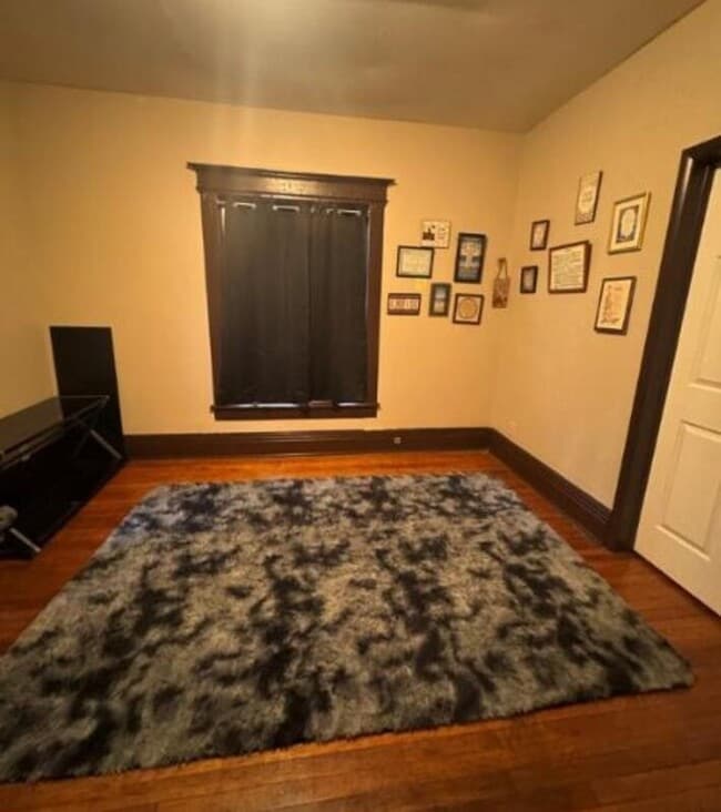 Building Photo - 213 Flint St