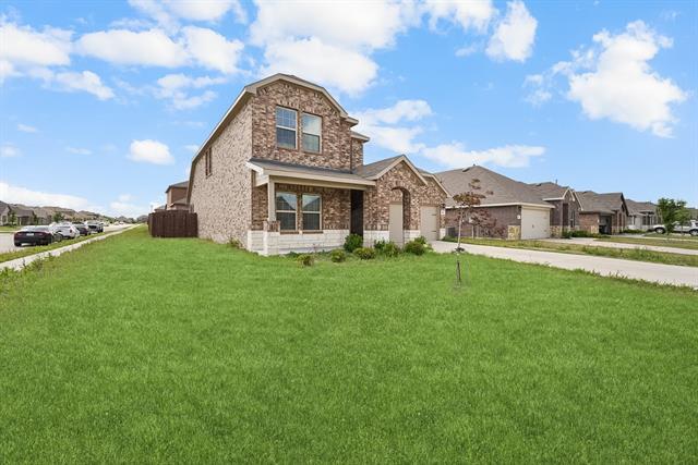 Building Photo - 205 FieldTrail Ln