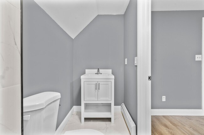 Building Photo - 55 Elliot St