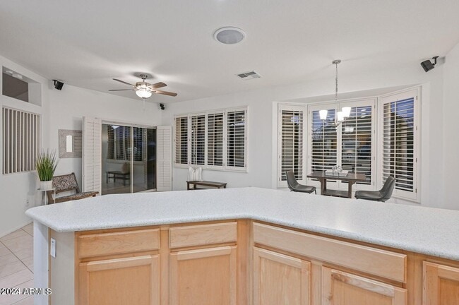 Building Photo - 14508 W Corral Dr