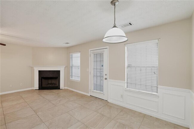 Building Photo - 2764 Vining Ridge Terrace