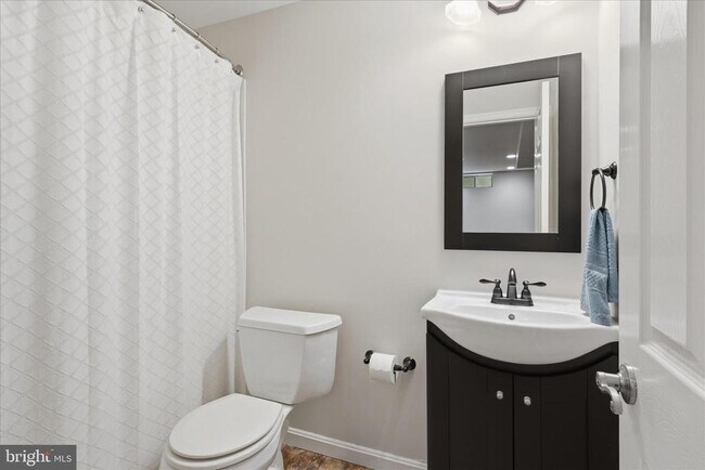 Building Photo - 408 Huntfield Ct NE