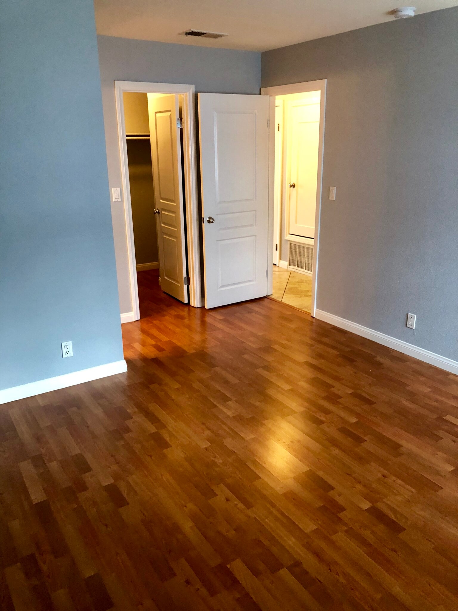 Building Photo - 101 S Spruce St