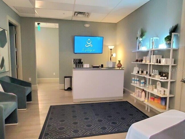 Building Photo - 14184 Heritage Landing Blvd